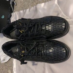 NWT Giuseppe Zanotti Black Croc Hightop Sneakers